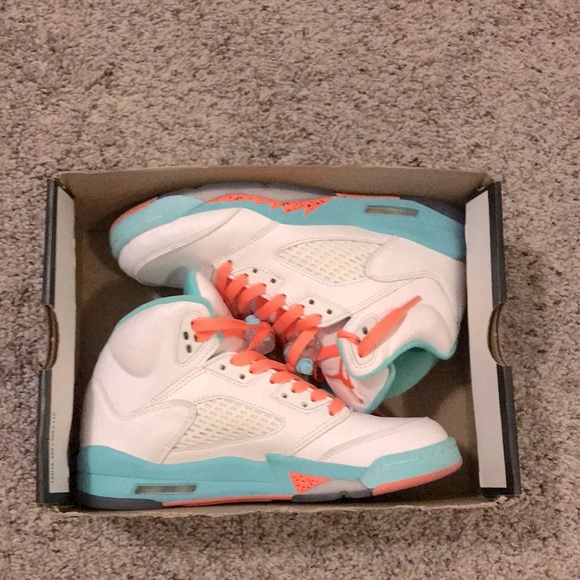 Jordan 5s - Picture 1 of 2